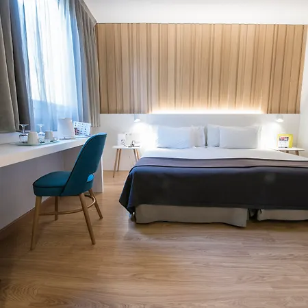 Hotel Silken Ramblas 4*