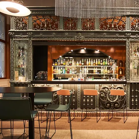 Hotel Silken Ramblas 4*